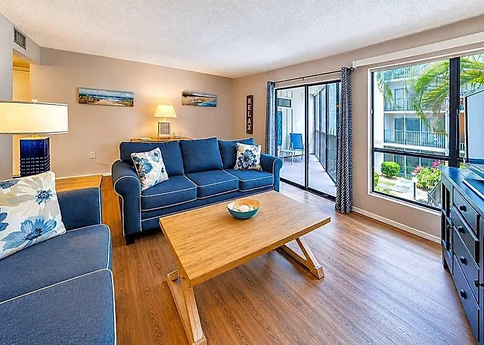 Siesta Key Beach - 2 Bedroom - 3 Beds - 3 Bathroom Duplex With Heated Swimming Pool