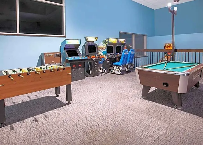Baymont By Wyndham Grand Rapids Near Downtown