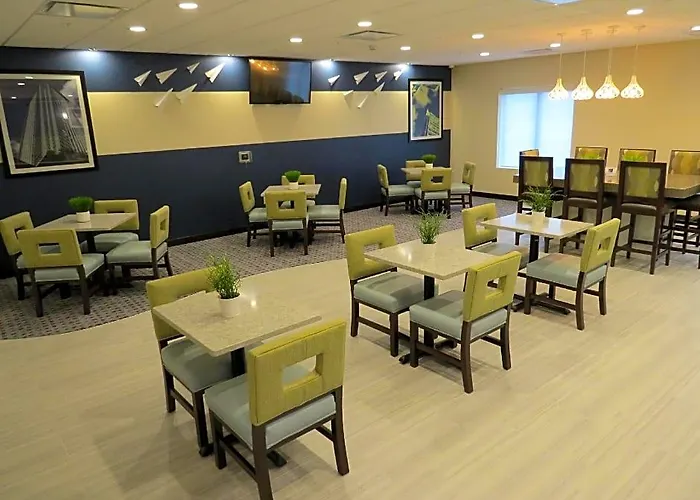 Spark By Hilton Erie