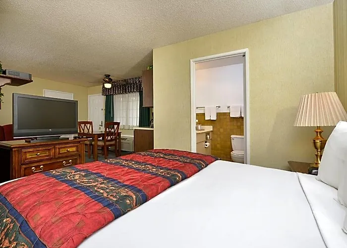 Americas Best Value Inn & Suites - Lancaster