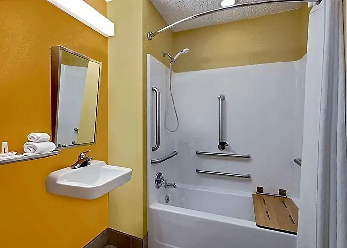 Microtel Inn & Suites By Wyndham Princeton
