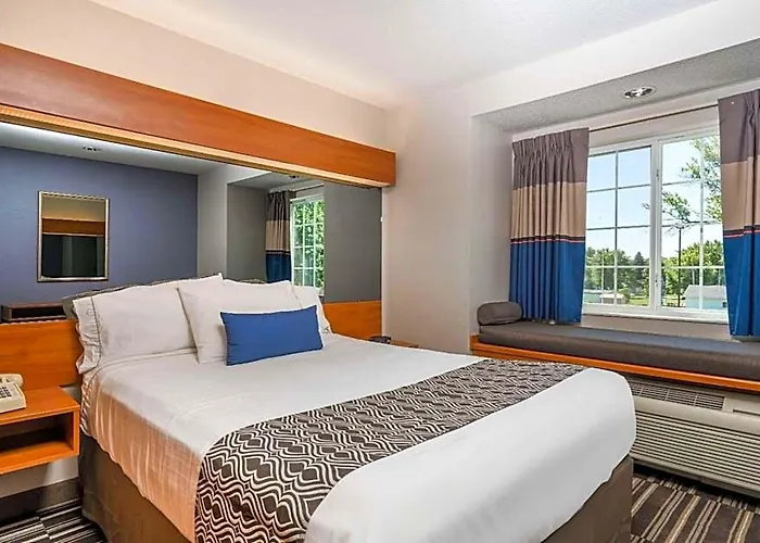 Microtel Inn & Suites By Wyndham Springfield