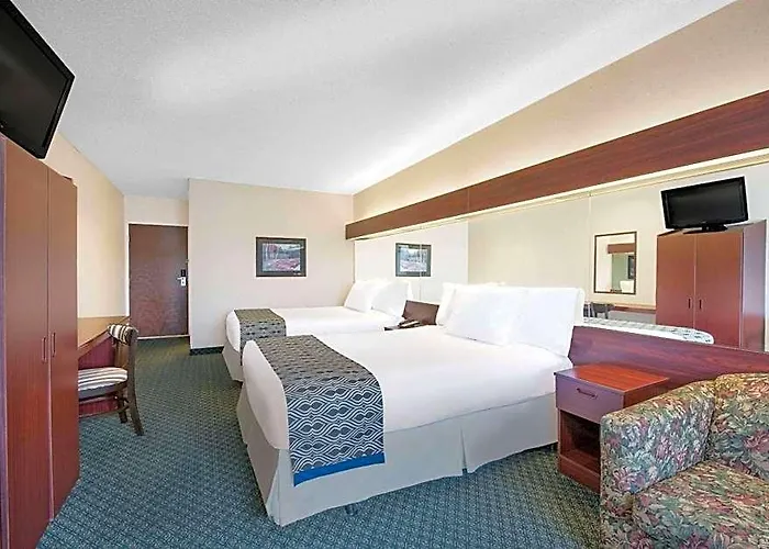 Microtel Inn & Suites By Wyndham Hamburg