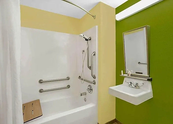 Microtel Inn & Suites By Wyndham Tuscumbia/Muscle Shoals