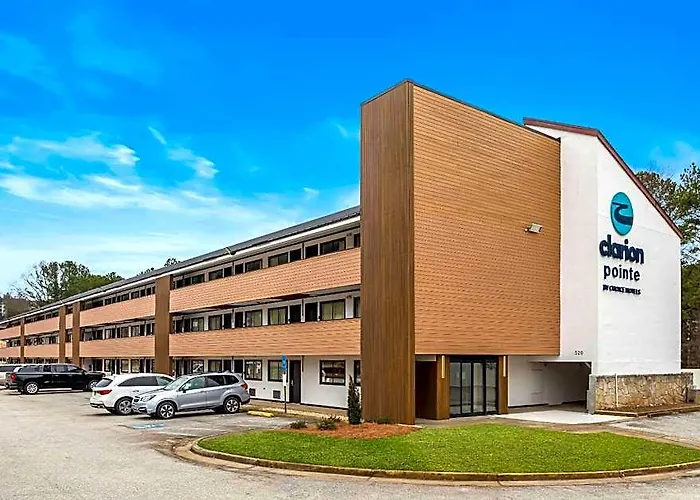 Clarion Pointe Kennesaw Town Center