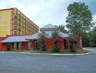 Knights Inn Six Flags Lodge West