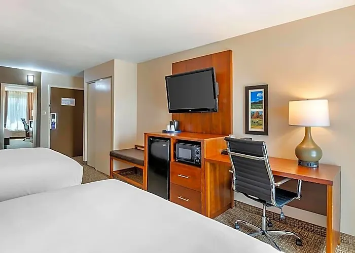 Comfort Inn Petersburg Fort Lee Area