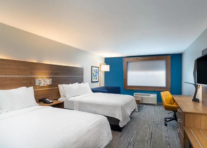 Holiday Inn Express & Suites - Lexington W - Versailles By Ihg