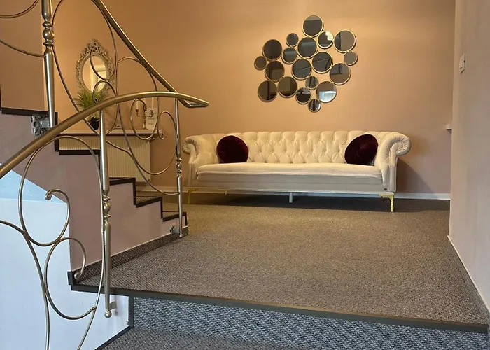 Cochet Boutique