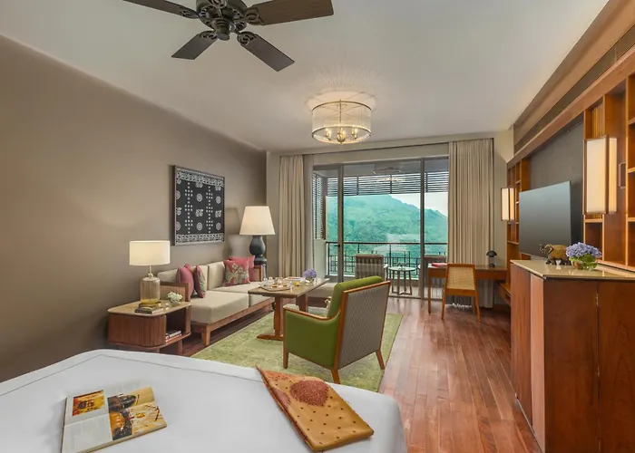 Taj Chia Kutir Resort & Spa Darjeeling