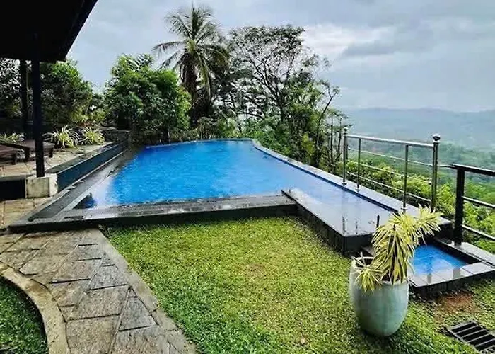 Terrace Cinnamon View