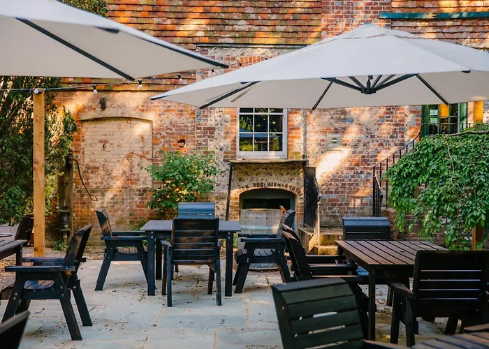 The Ram Inn