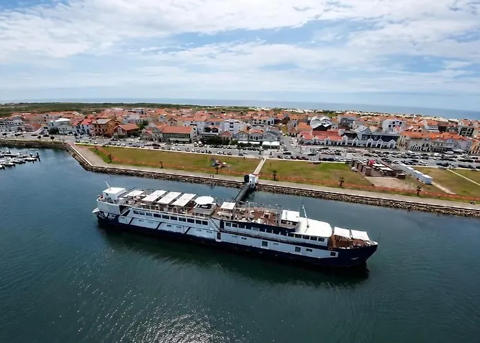 Costa Do Sal Hotel Boat Lounge