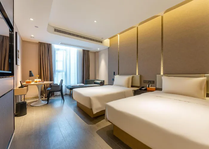 Atour Hotel Huzhou City Government