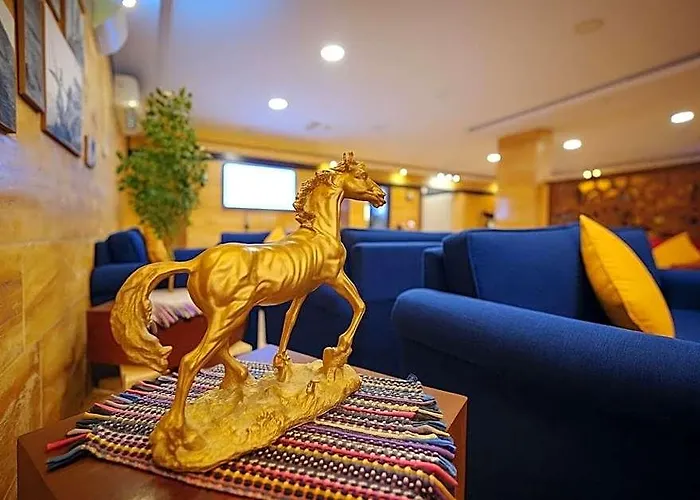 Corner View Hotel