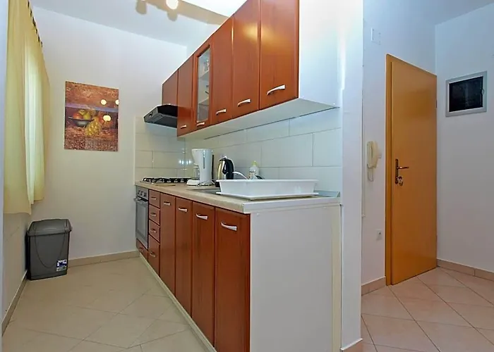 Apartment 1282