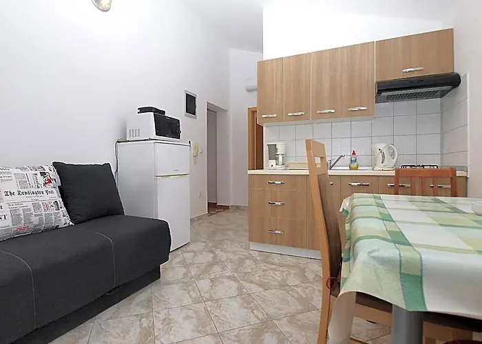 Apartment 1282