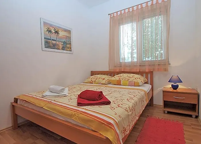 Apartment 1282