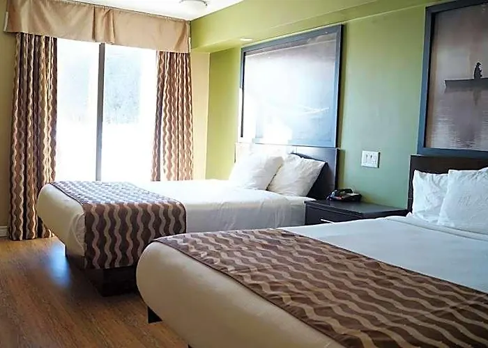 Red Maple Inn And Suites