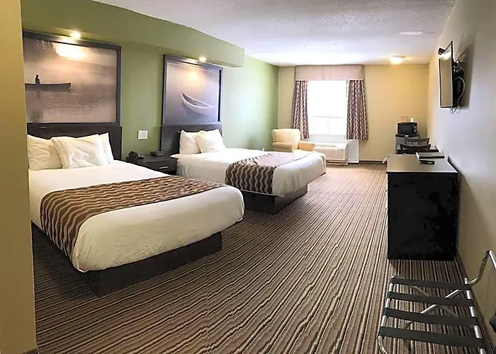 Red Maple Inn And Suites