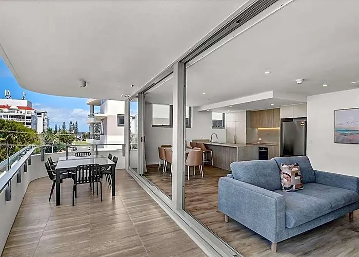 Lowanna Beach Resort Kawana