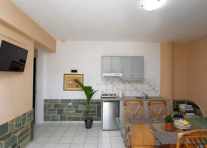 Aquarius Apartments "By Checkin"