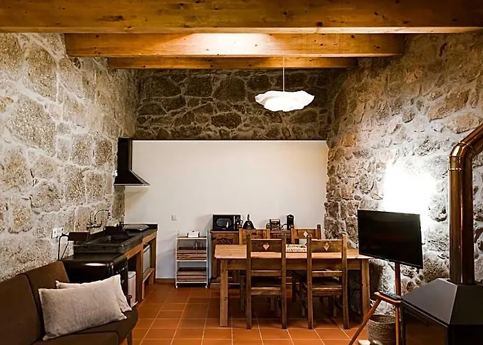 Quinta Da Portela - Chale Da Vinha - By Met