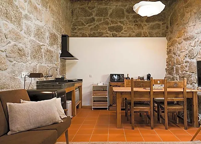 Quinta Da Portela - Chale Da Vinha - By Met