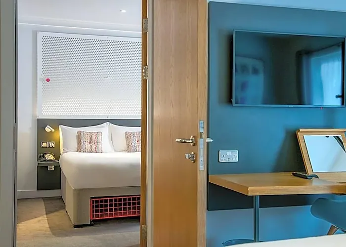 Lodge At Solent