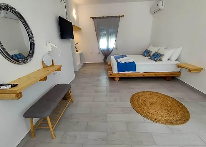 Agnanti Hotel