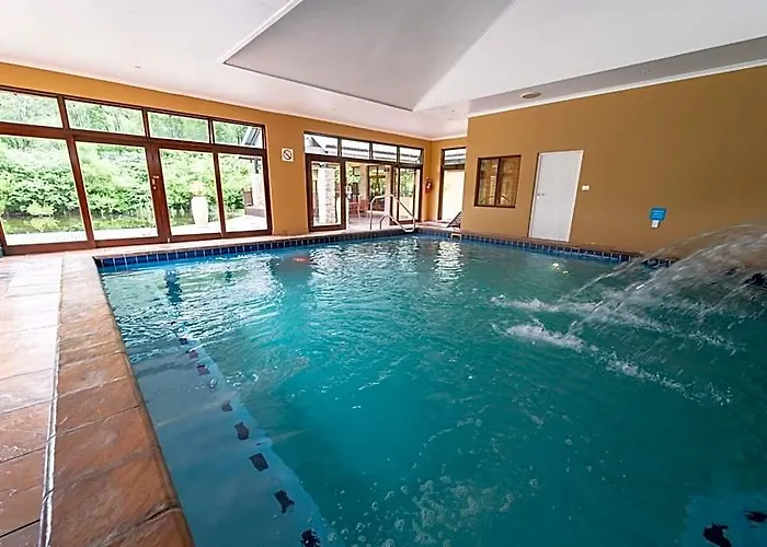 Gooderson Leisure Mountain View Cottages