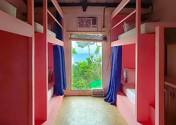 Lexias Hostel And Co-Working Space El Nido