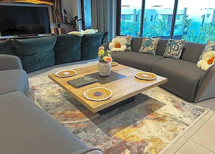Mauritius Rooms - Luxury Beachside Penthouse