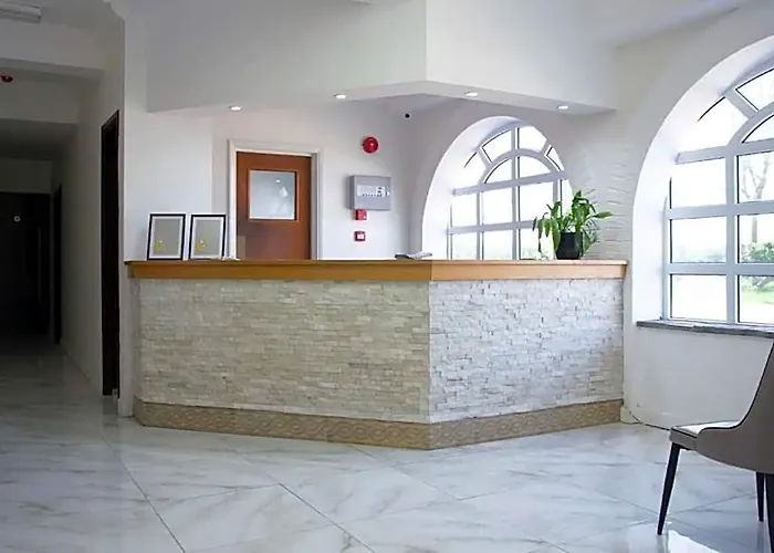 Belvoir Hotel