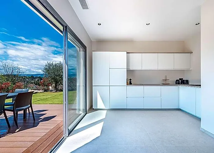 Villa 5 Etoiles - 6 Chambres - Piscine - Calme