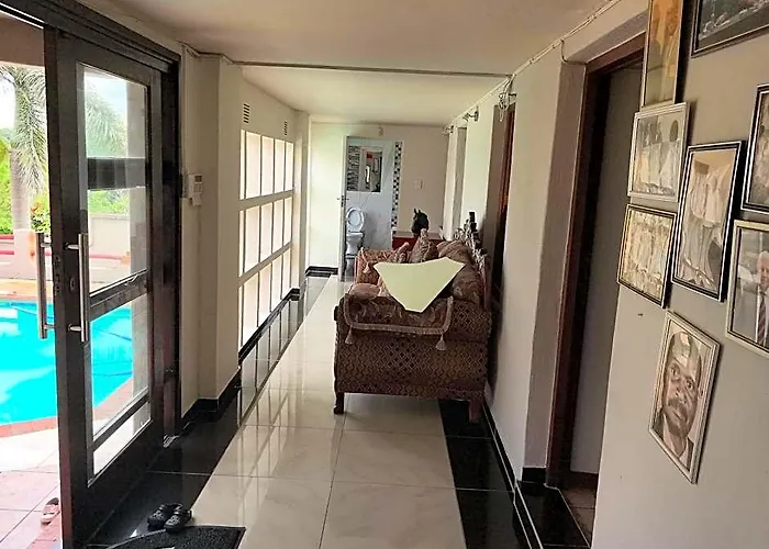 Ui Guesthouse