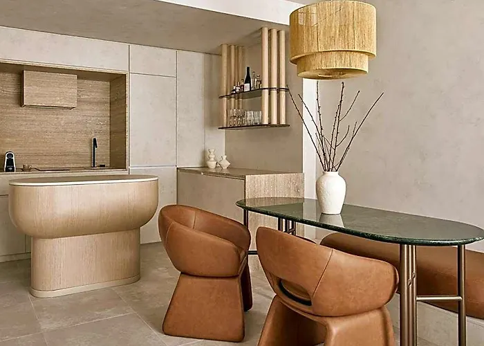 Mondrian Gold Coast