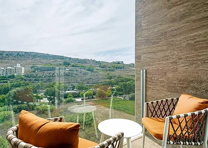Reef Hotel & Spa