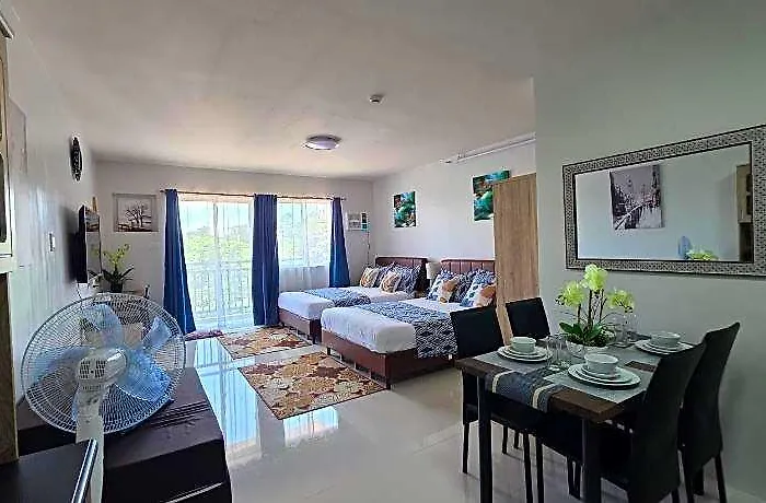 Verdant By Camella Manors Deluxe Queen Room