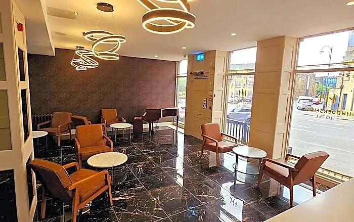 Huddersfield Apart Hotel