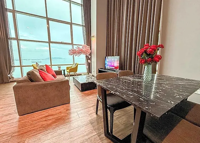 Happysty By Golden Hour Maritime Suite