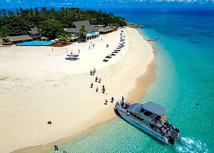Beachcomber Island Resort