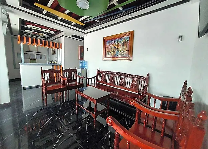 Cm Tourist Inn
