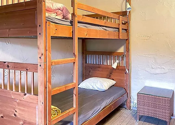 Centrally-Located Holiday Home In Hoor