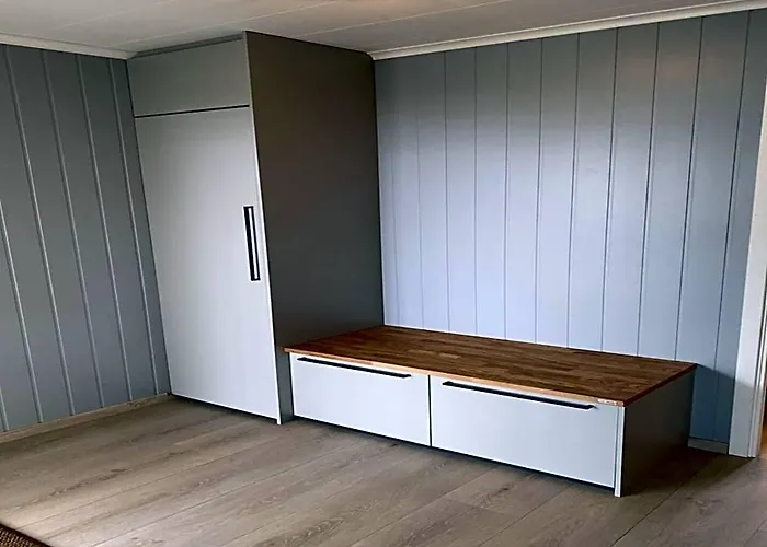 5-Person Holiday Home In Kinsarvik