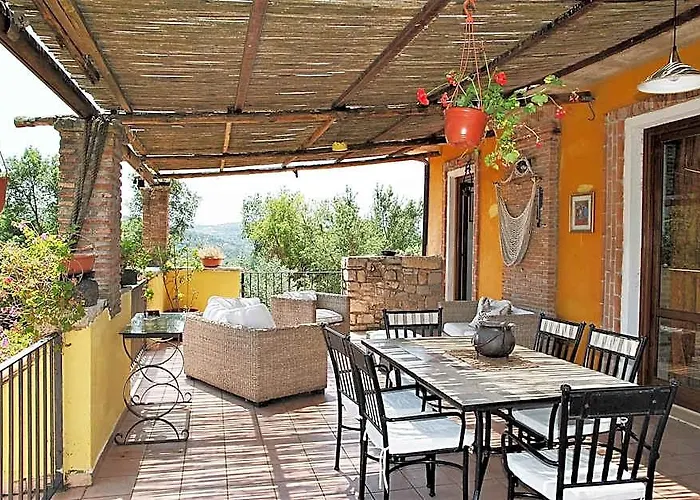 Holiday Resorts For 6 Persons, With Swimming Pool