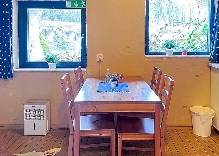 Comfortable 4-Person Holiday Home In Hoor