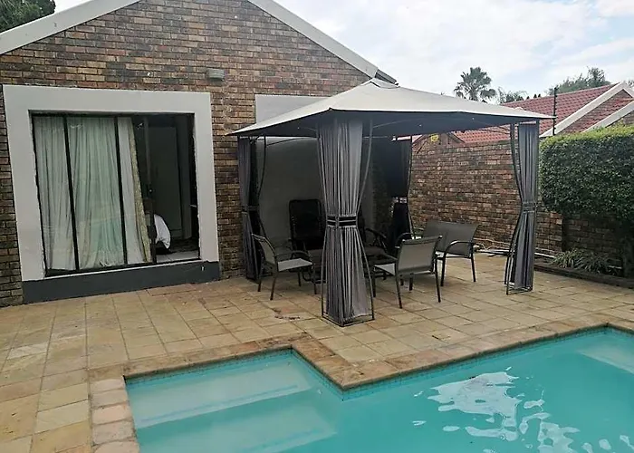 Corgi Guest House
