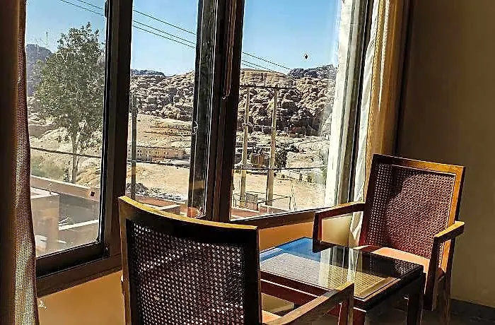 Summit Hotel