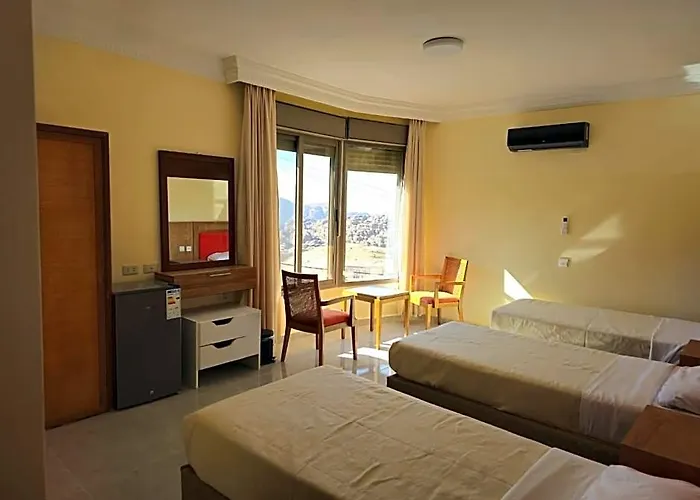 Summit Hotel